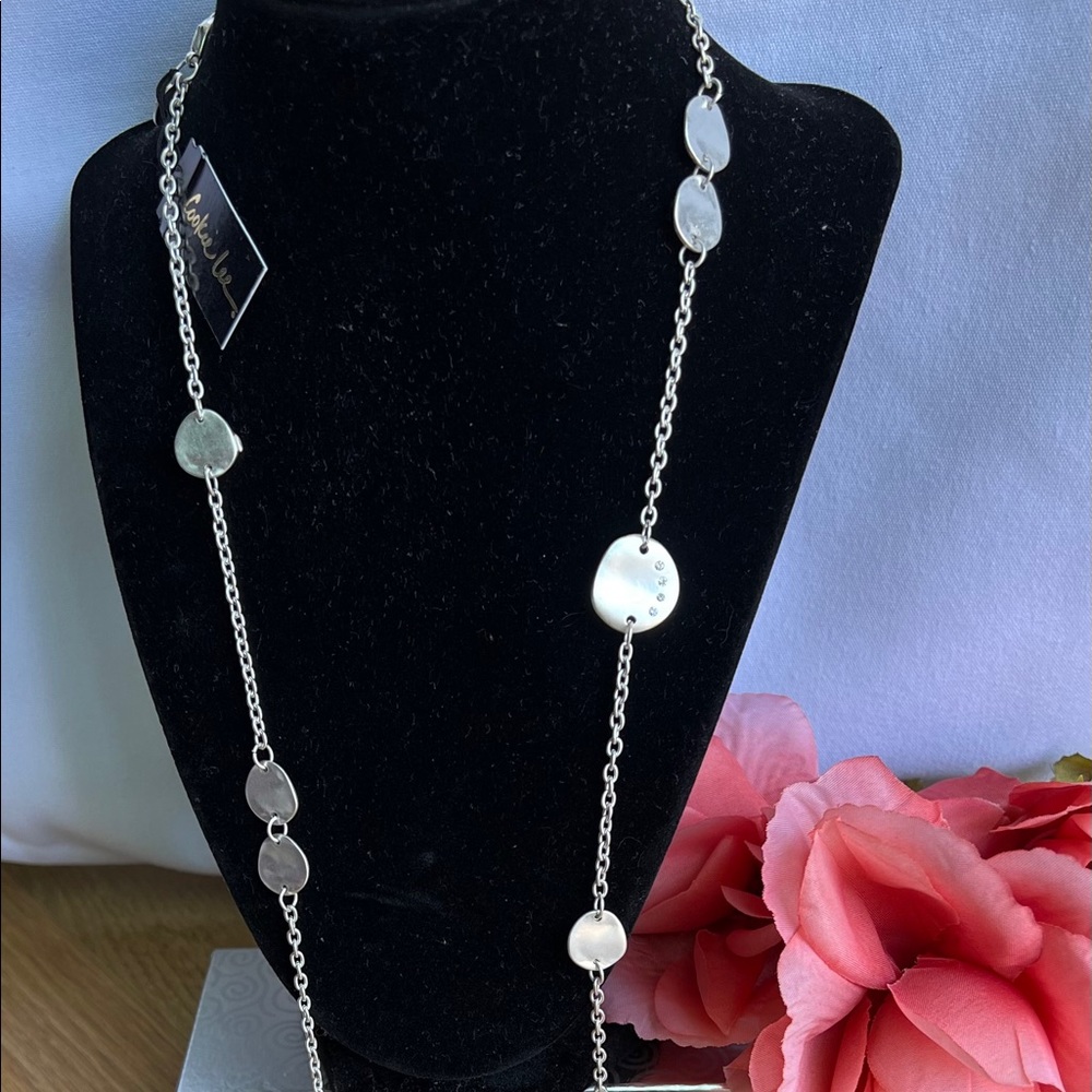 Cookie Lee silver tone Necklace NWT - Picture 3 of 5